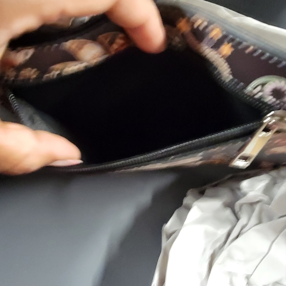 Carlos by Carlos Santana 3 in 1 Black Tote, Crossbody and clutch - Picture 16 of 16